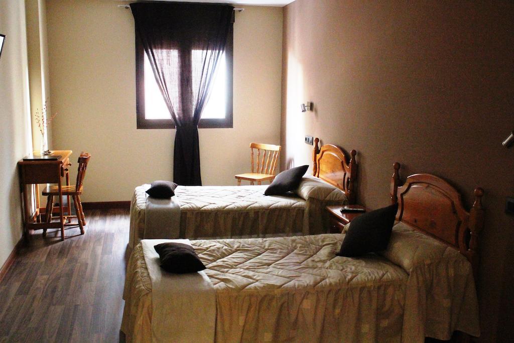 Hostal Extremeno Bejar Bilik gambar